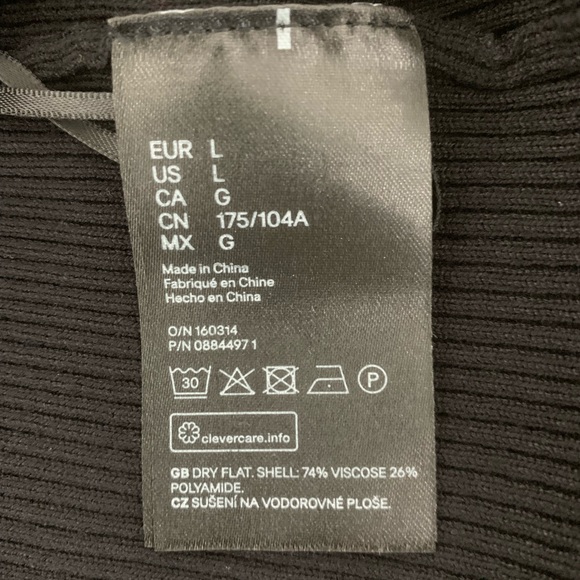 H & M Black NWT Rib Knit Top size L - Picture 9 of 14